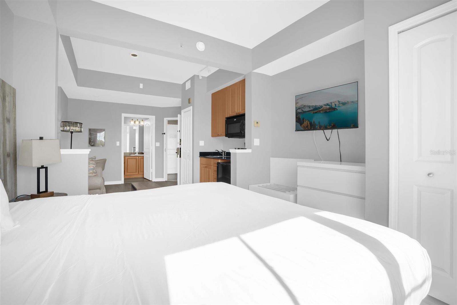 7395 UNIVERSAL BLVD #402, ORLANDO, FL, 32819