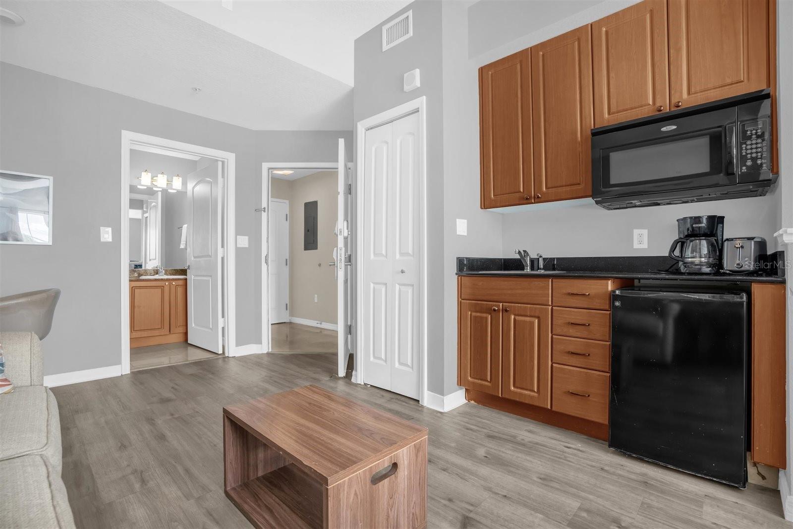 7395 UNIVERSAL BLVD #402, ORLANDO, FL, 32819