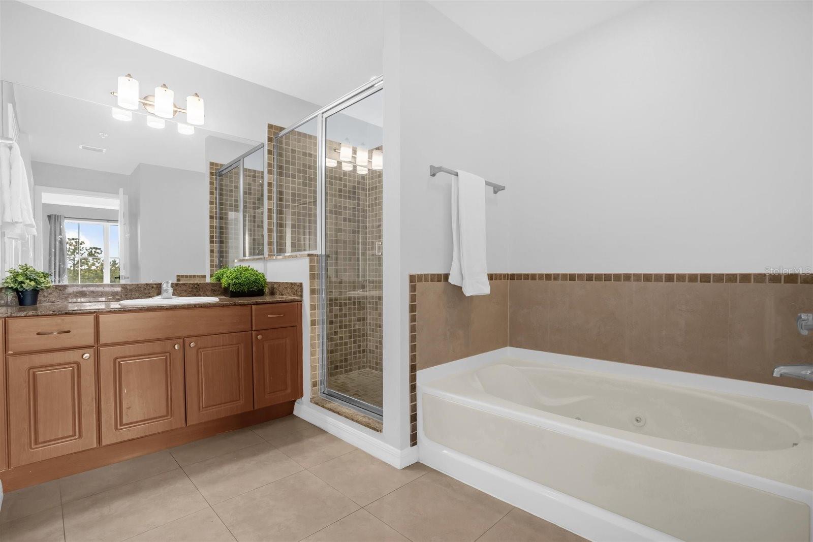 7395 UNIVERSAL BLVD #402, ORLANDO, FL, 32819