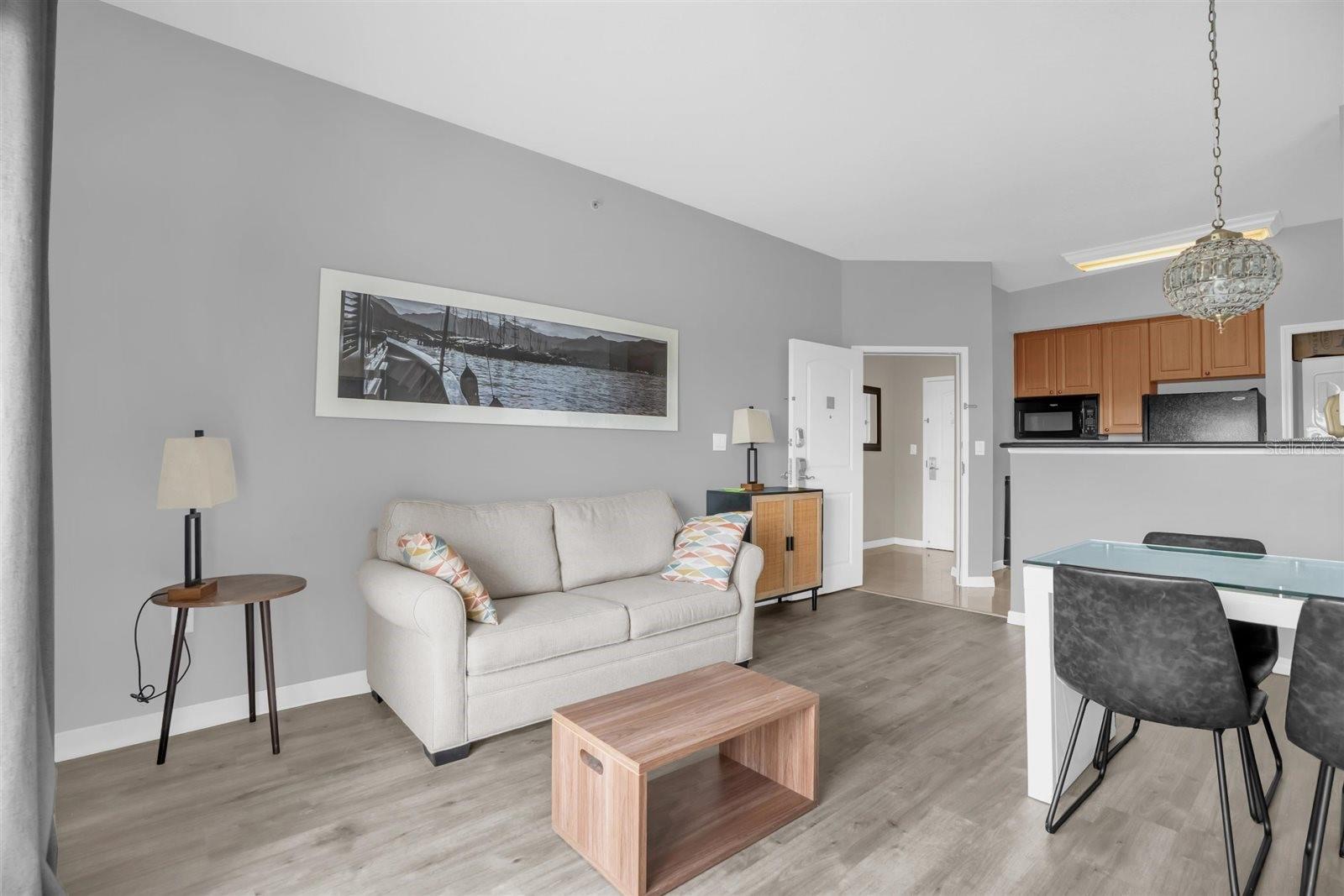 7395 UNIVERSAL BLVD #402, ORLANDO, FL, 32819