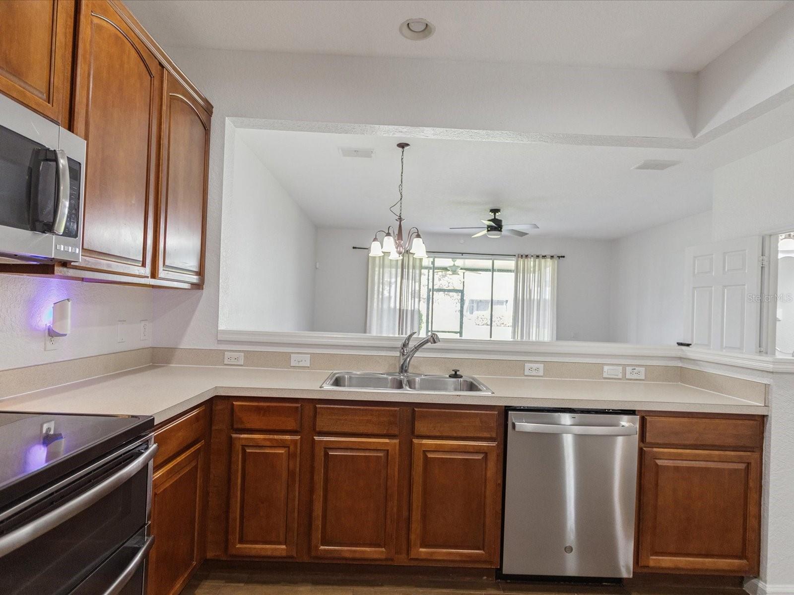 1055 ROCK HARBOR AVE, ORLANDO, FL, 32828