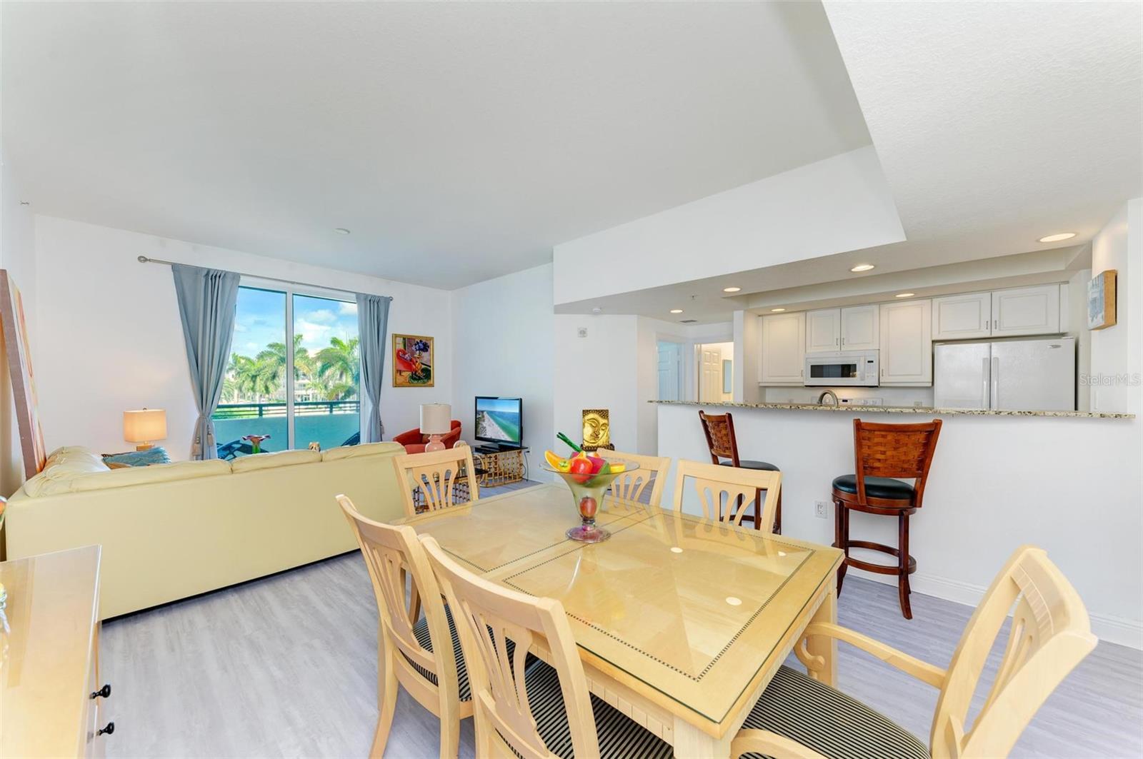 800 N TAMIAMI TRL #212, SARASOTA, FL, 34236