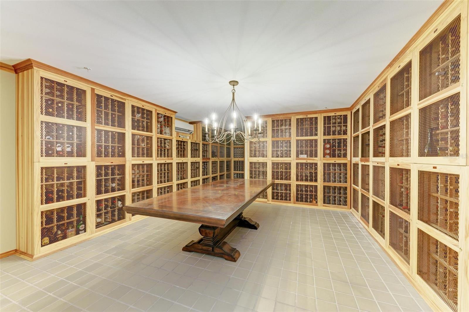 800 N TAMIAMI TRL #212, SARASOTA, FL, 34236