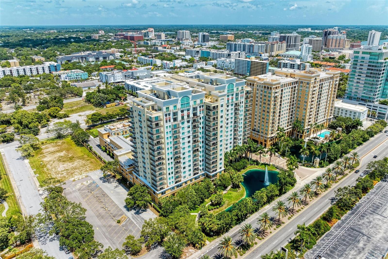 800 N TAMIAMI TRL #212, SARASOTA, FL, 34236