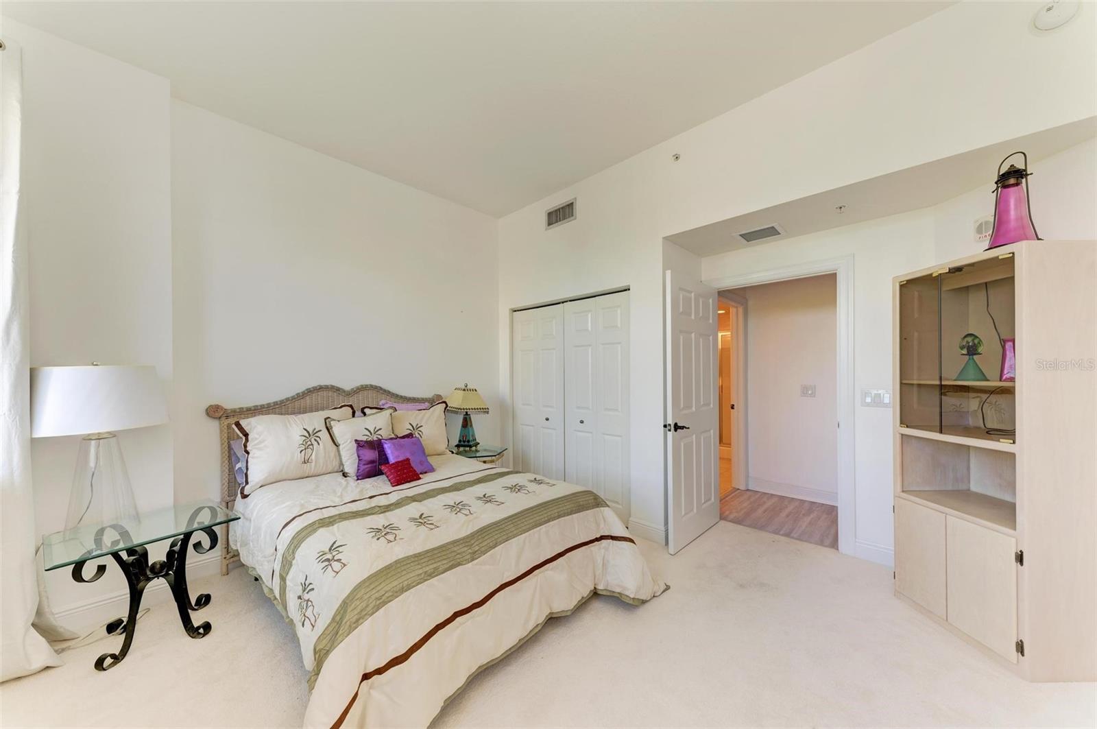 800 N TAMIAMI TRL #212, SARASOTA, FL, 34236