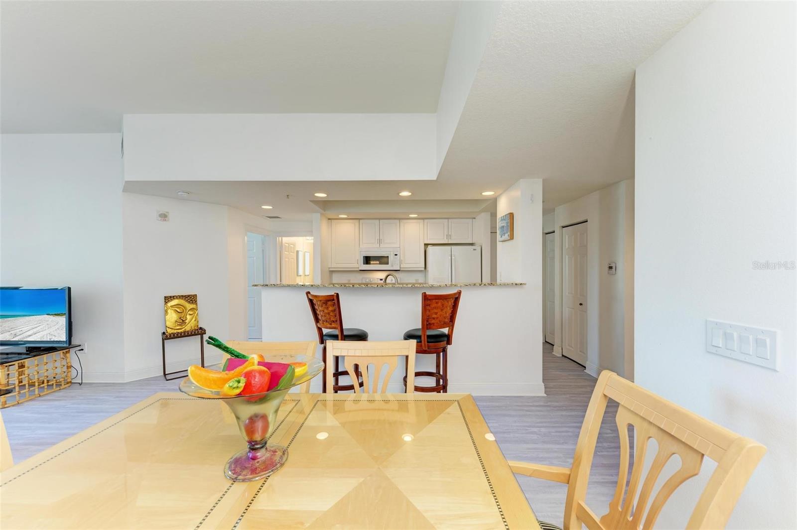 800 N TAMIAMI TRL #212, SARASOTA, FL, 34236