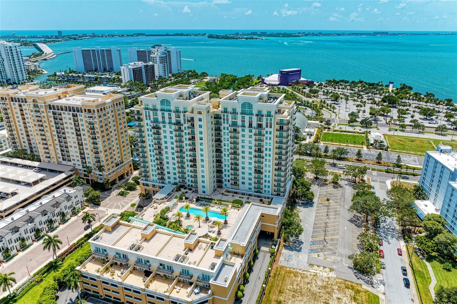 800 N TAMIAMI TRL #212, SARASOTA, FL, 34236