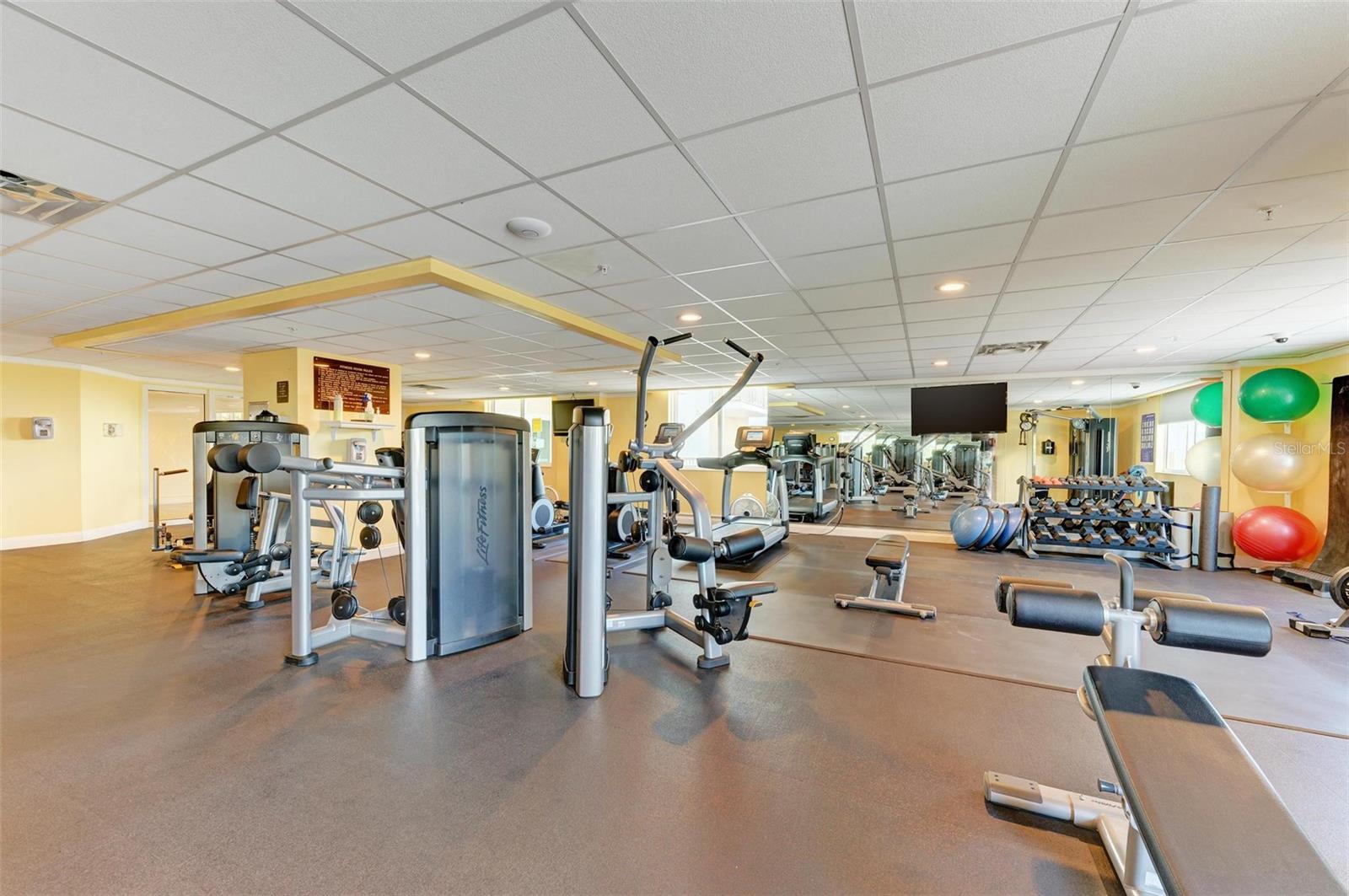 800 N TAMIAMI TRL #212, SARASOTA, FL, 34236