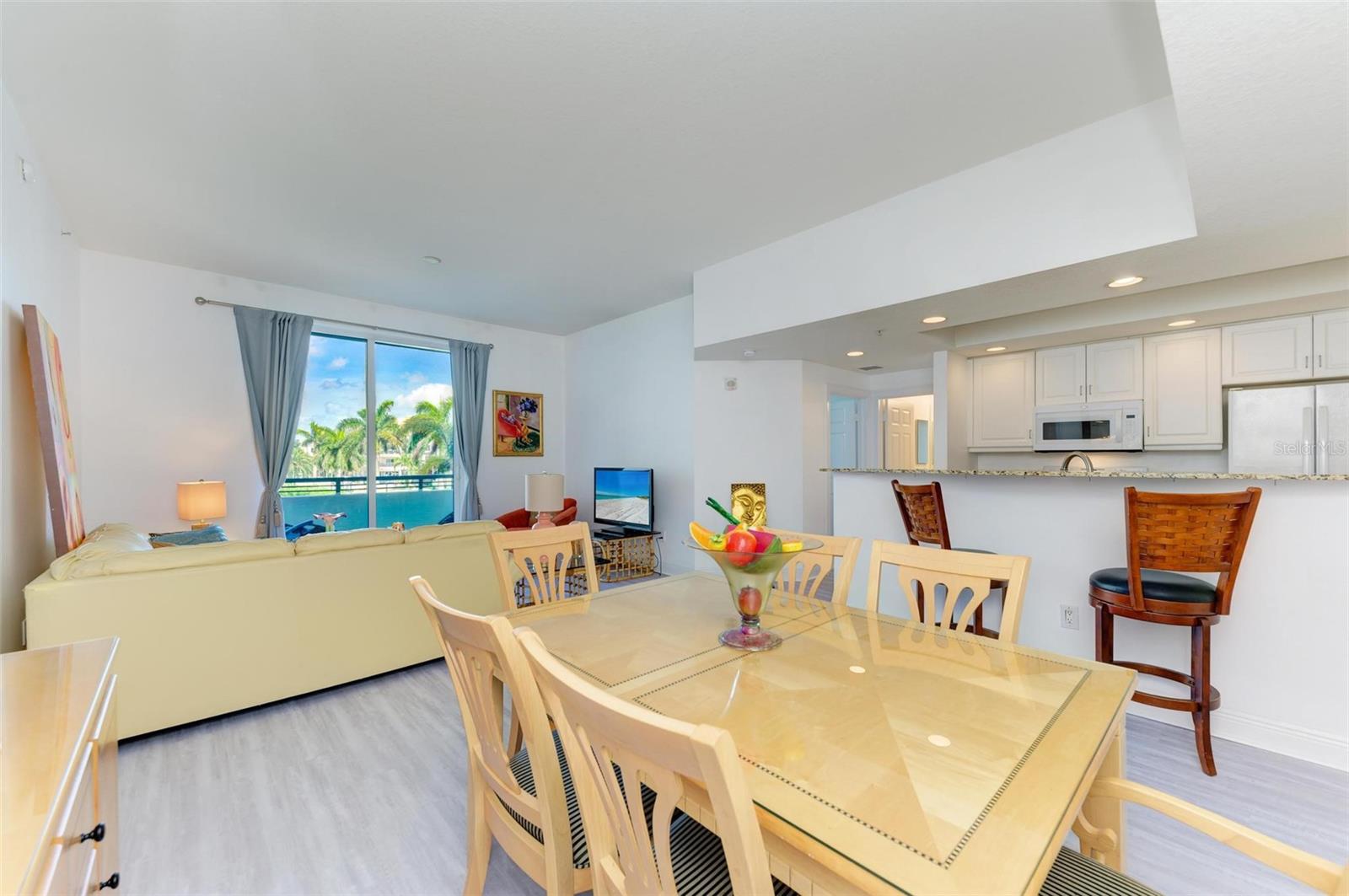 800 N TAMIAMI TRL #212, SARASOTA, FL, 34236
