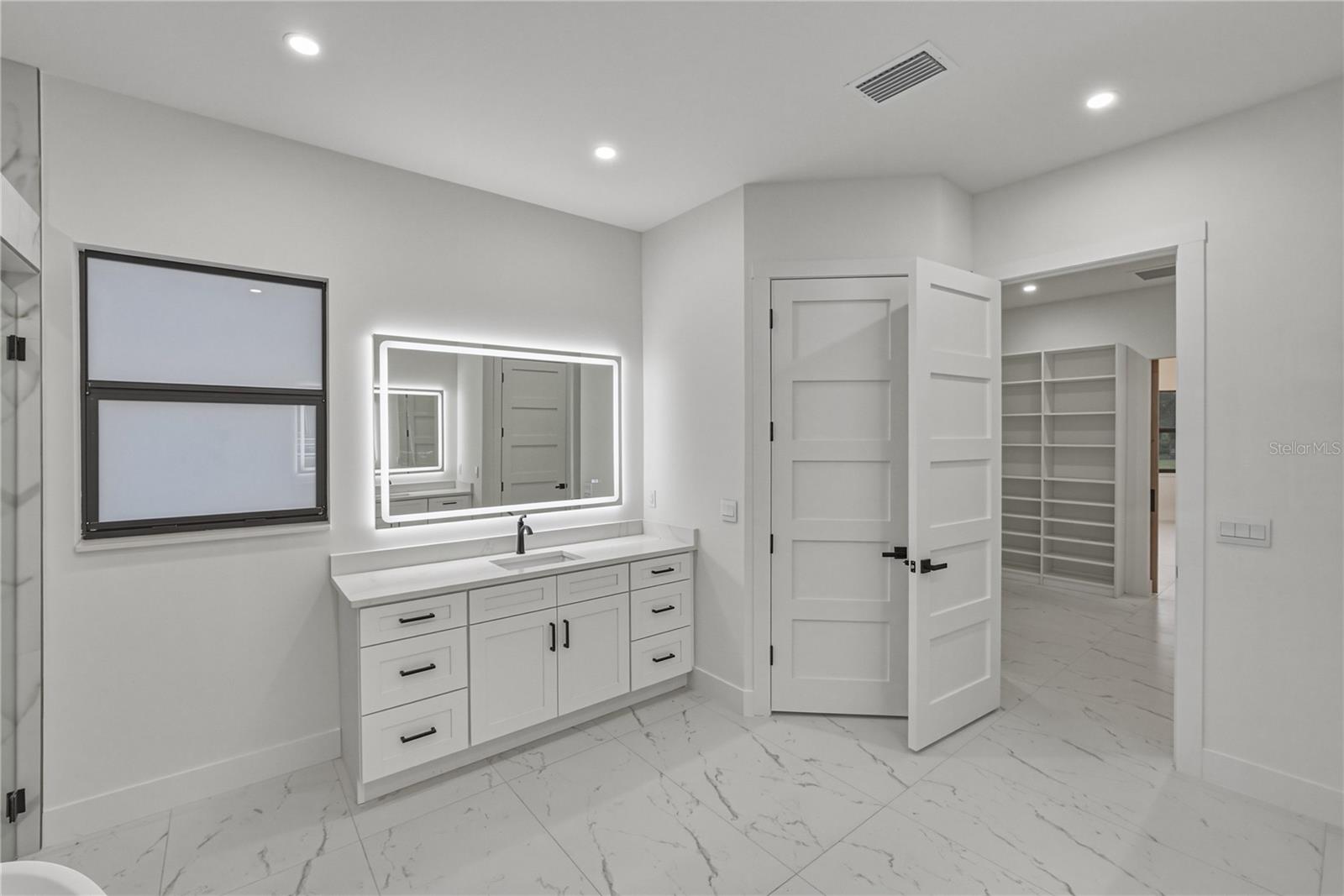 14080 SYDNEY RD, DOVER, FL, 33527