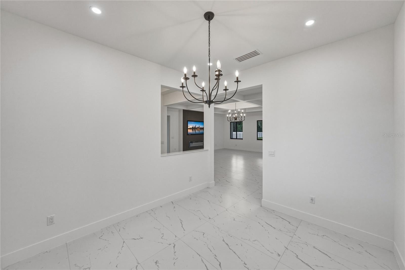 14080 SYDNEY RD, DOVER, FL, 33527