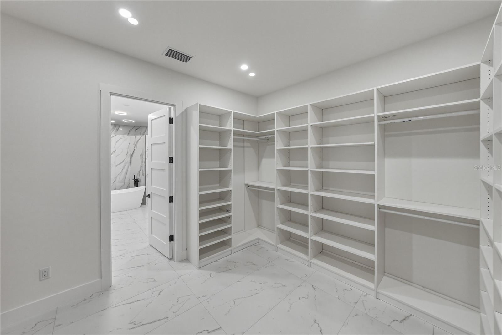 14080 SYDNEY RD, DOVER, FL, 33527