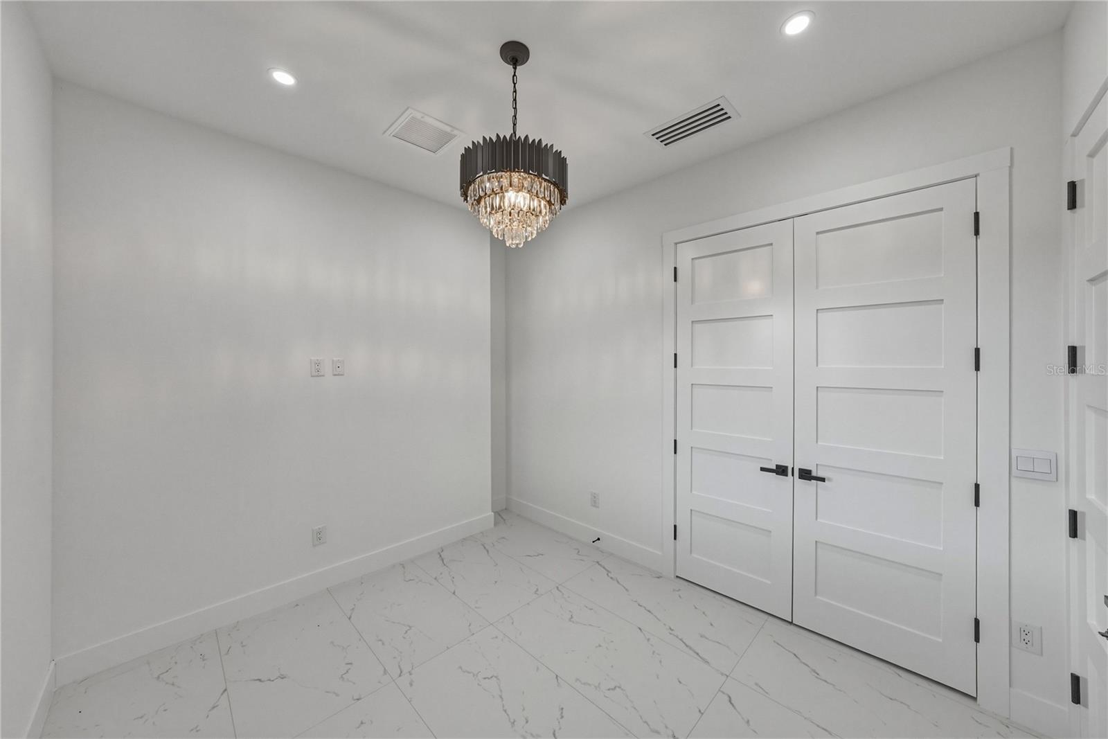 14080 SYDNEY RD, DOVER, FL, 33527
