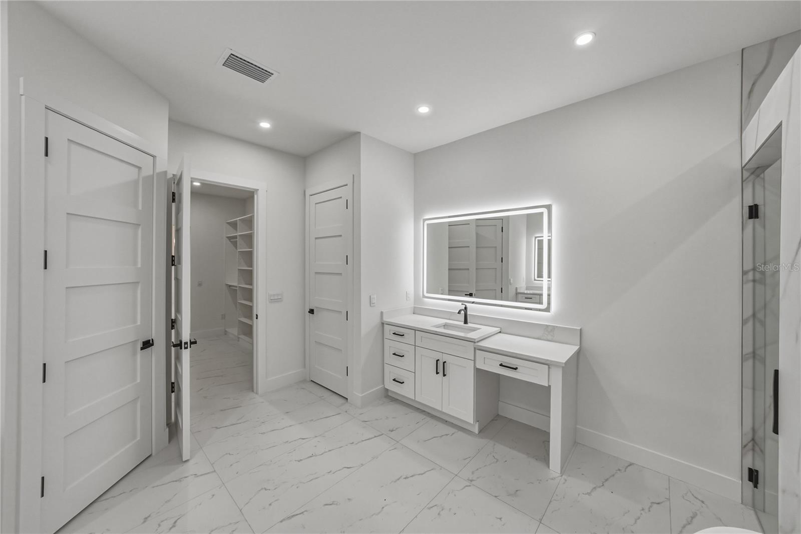 14080 SYDNEY RD, DOVER, FL, 33527