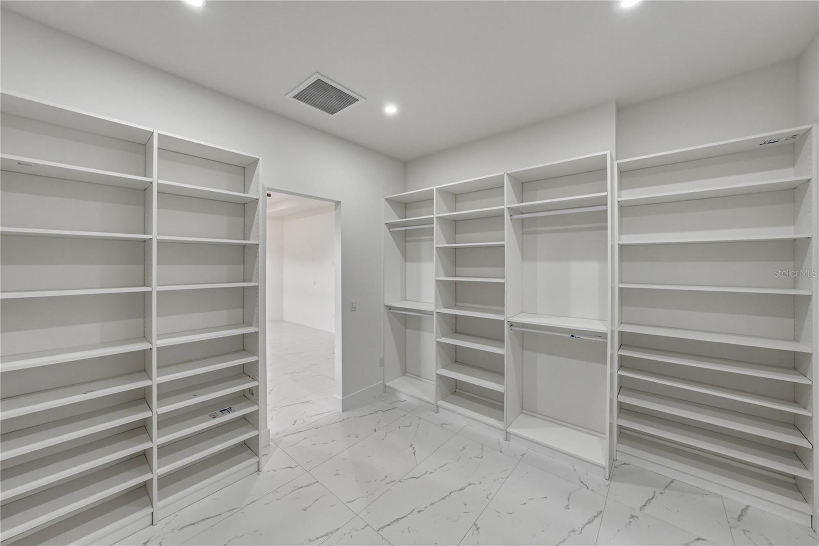 14080 SYDNEY RD, DOVER, FL, 33527