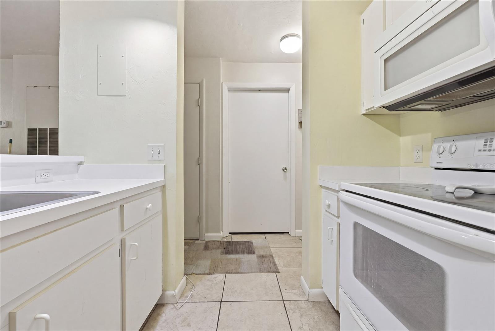 4000 SW 23RD ST #2-101, GAINESVILLE, FL, 32608