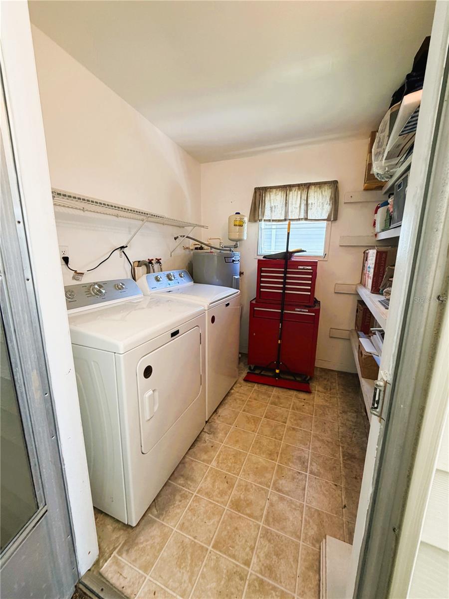 101 MARIGOLD ST, LEESBURG, FL, 34748