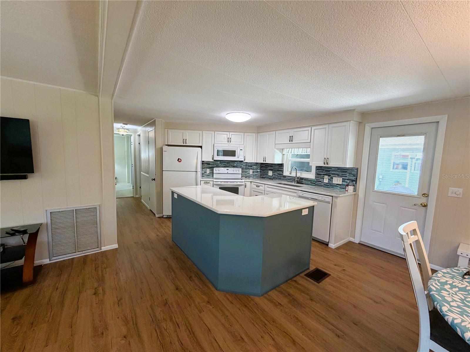 101 MARIGOLD ST, LEESBURG, FL, 34748