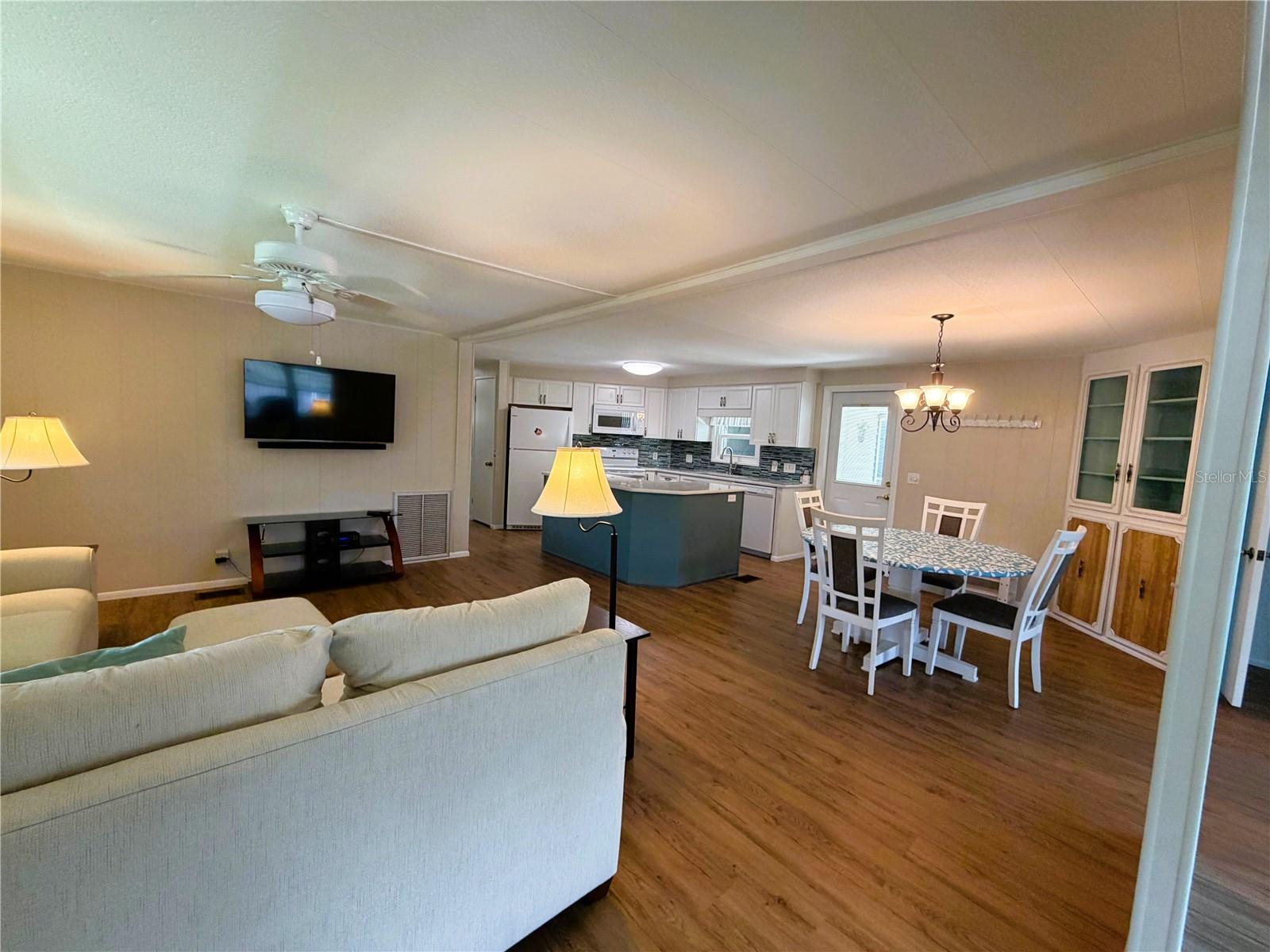 101 MARIGOLD ST, LEESBURG, FL, 34748