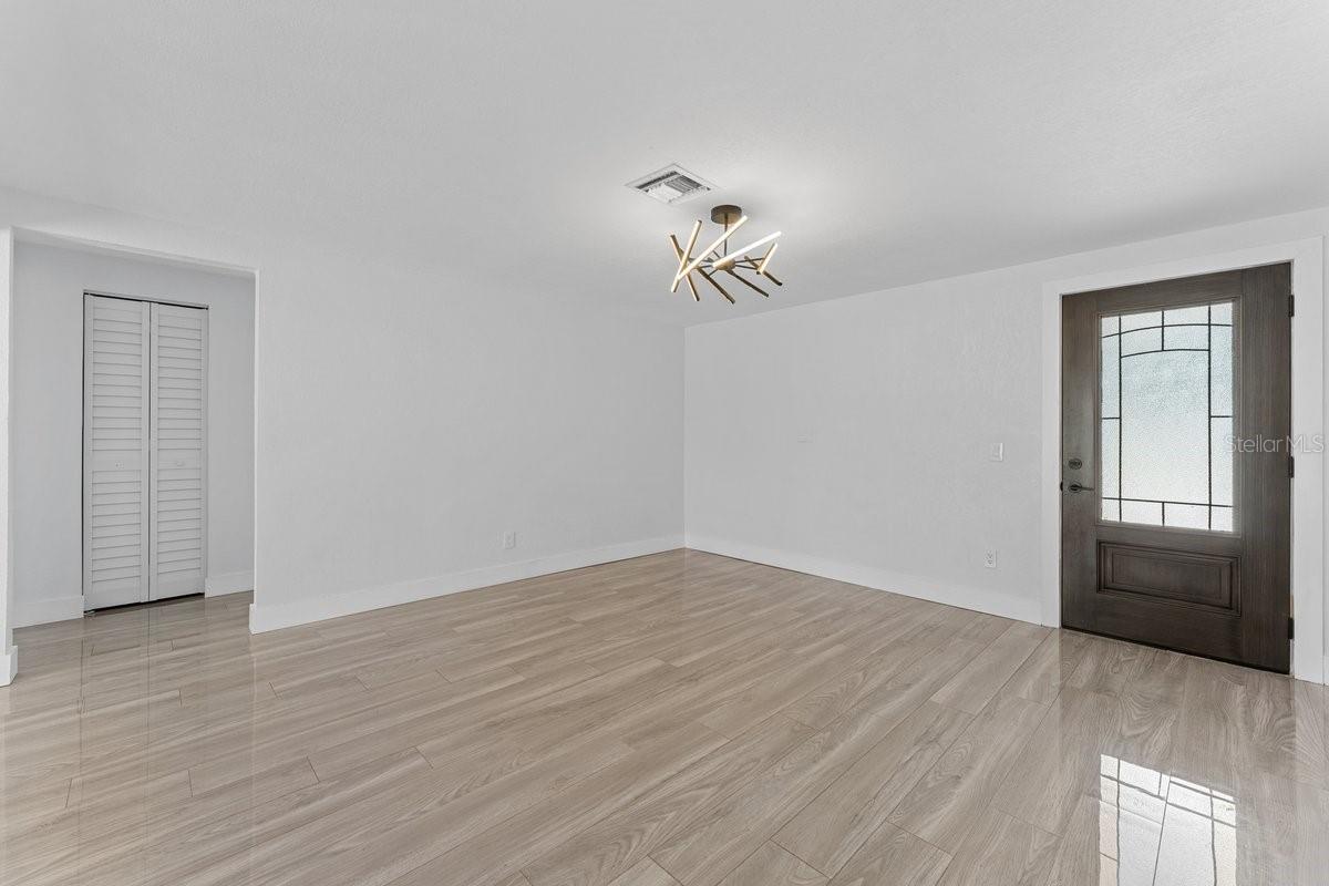 5510 BAYOU GRANDE BLVD NE, ST PETERSBURG, FL, 33703