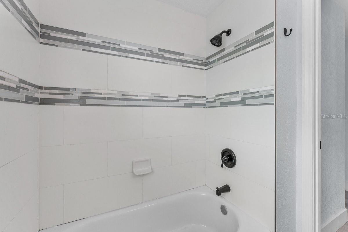 5510 BAYOU GRANDE BLVD NE, ST PETERSBURG, FL, 33703