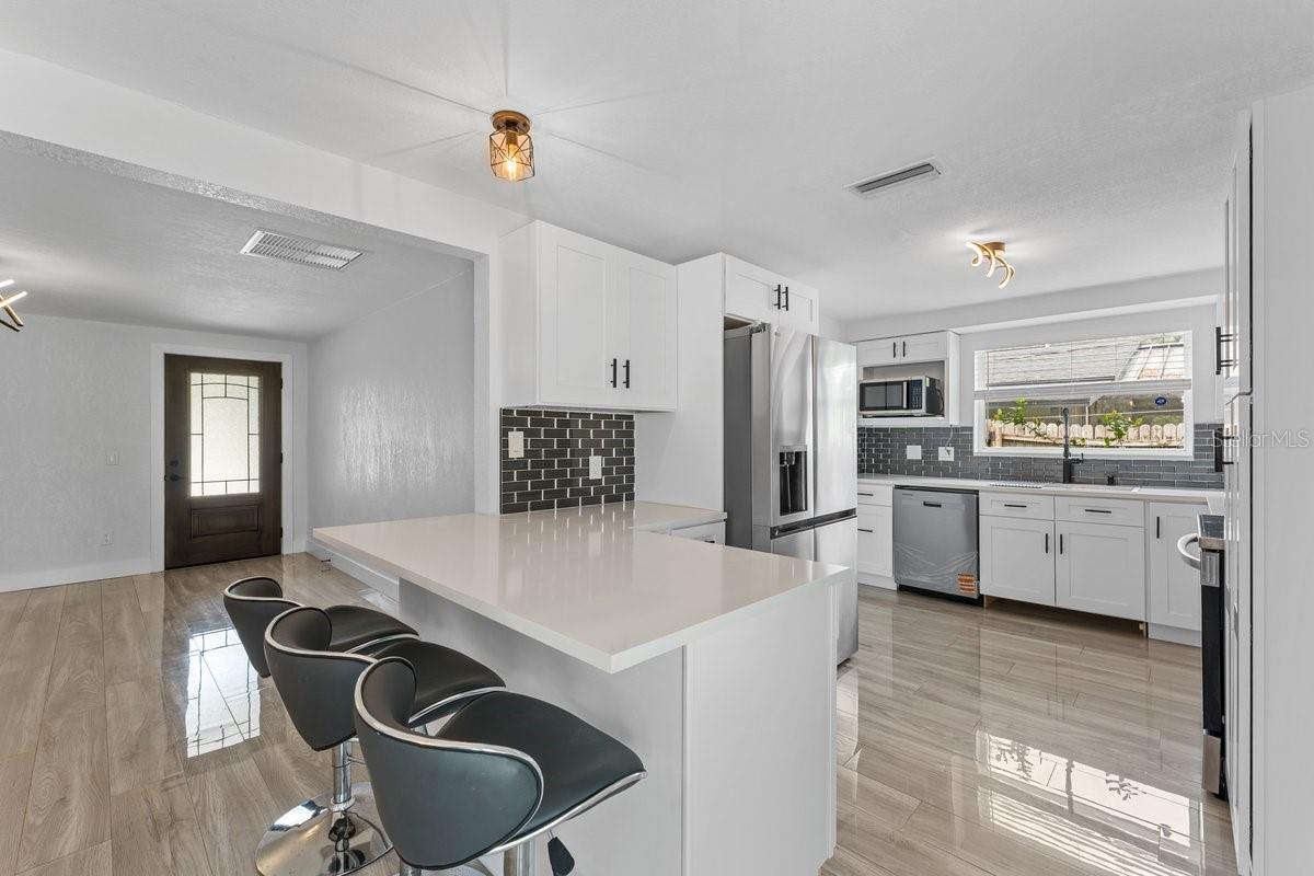 5510 BAYOU GRANDE BLVD NE, ST PETERSBURG, FL, 33703