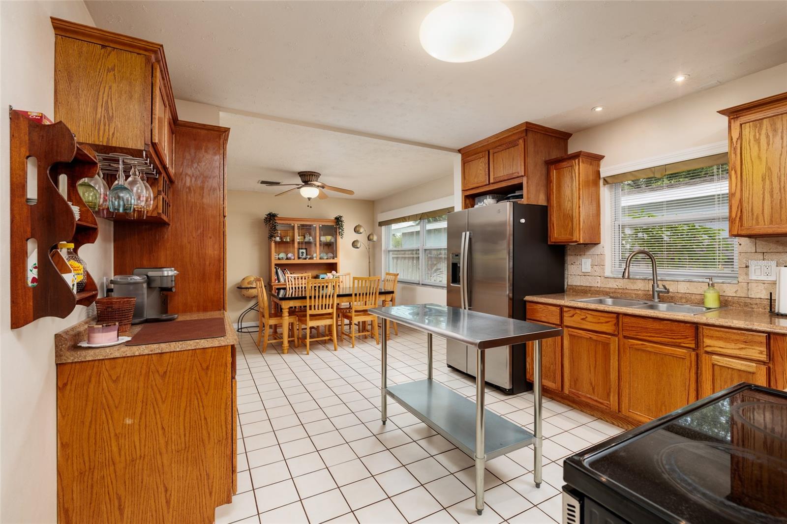 511 74TH AVE N, ST PETERSBURG, FL, 33702