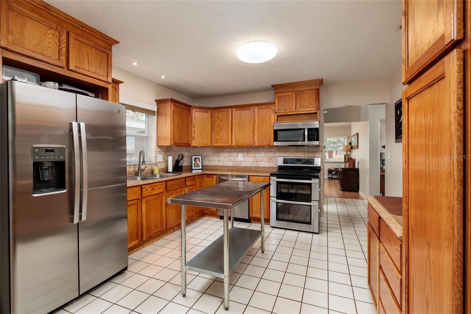 511 74TH AVE N, ST PETERSBURG, FL, 33702