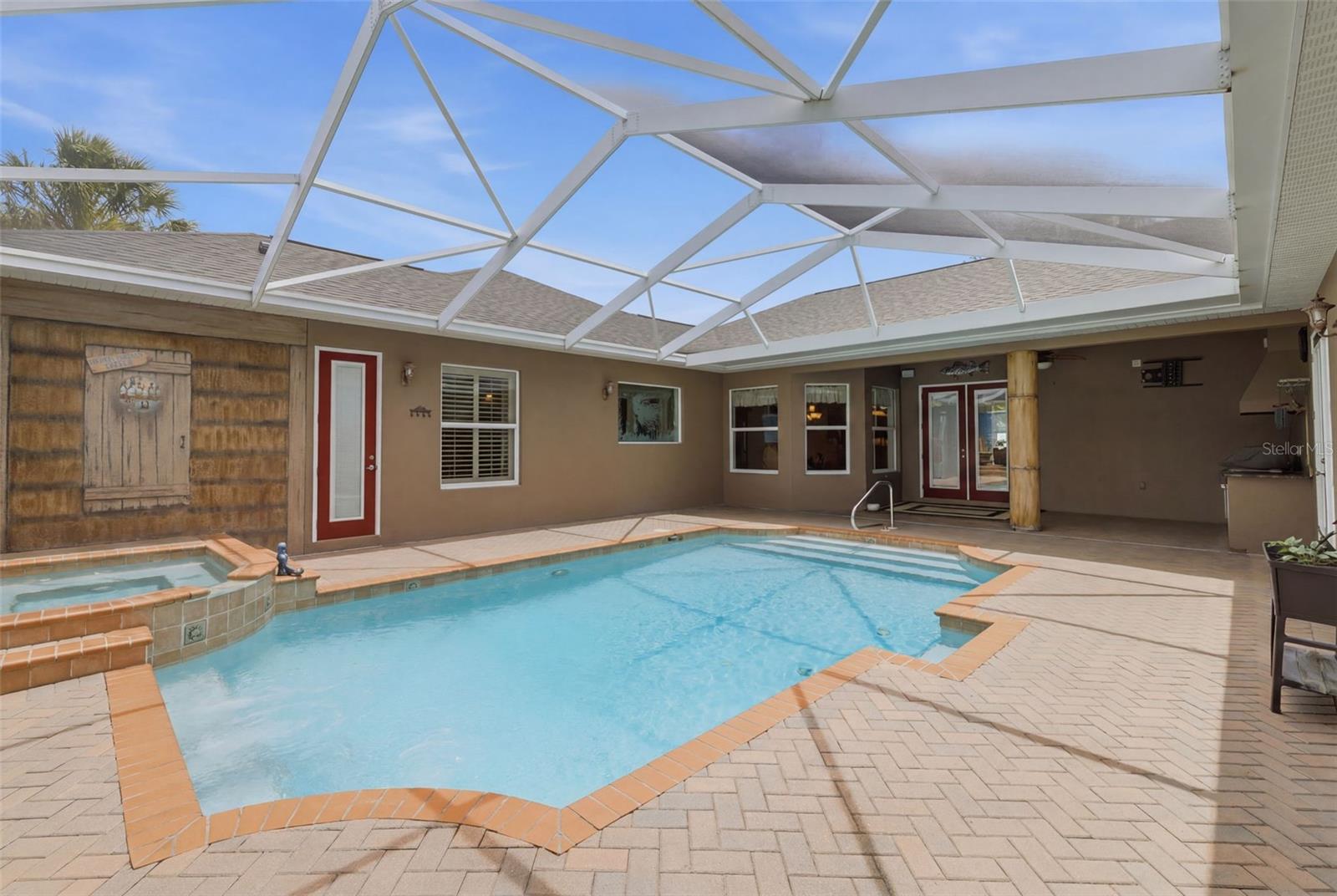 11145 MOUNTAIN MOCKINGBIRD RD, WEEKI WACHEE, FL, 34614