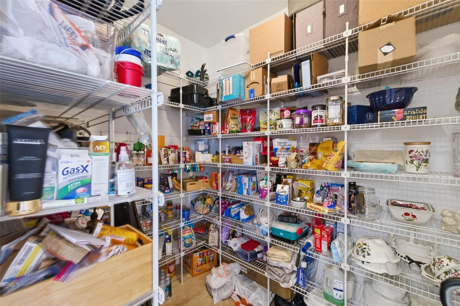 11145 MOUNTAIN MOCKINGBIRD RD, WEEKI WACHEE, FL, 34614