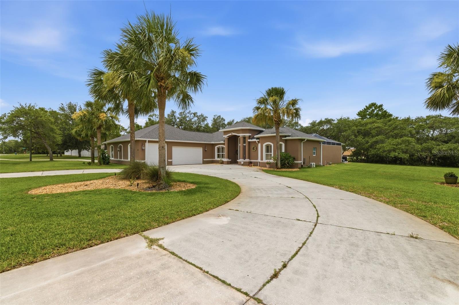 11145 MOUNTAIN MOCKINGBIRD RD, WEEKI WACHEE, FL, 34614