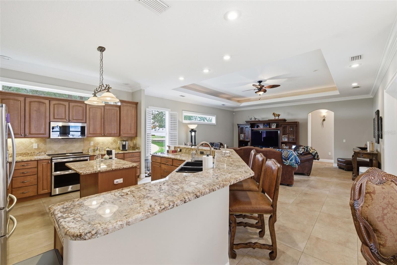 11145 MOUNTAIN MOCKINGBIRD RD, WEEKI WACHEE, FL, 34614