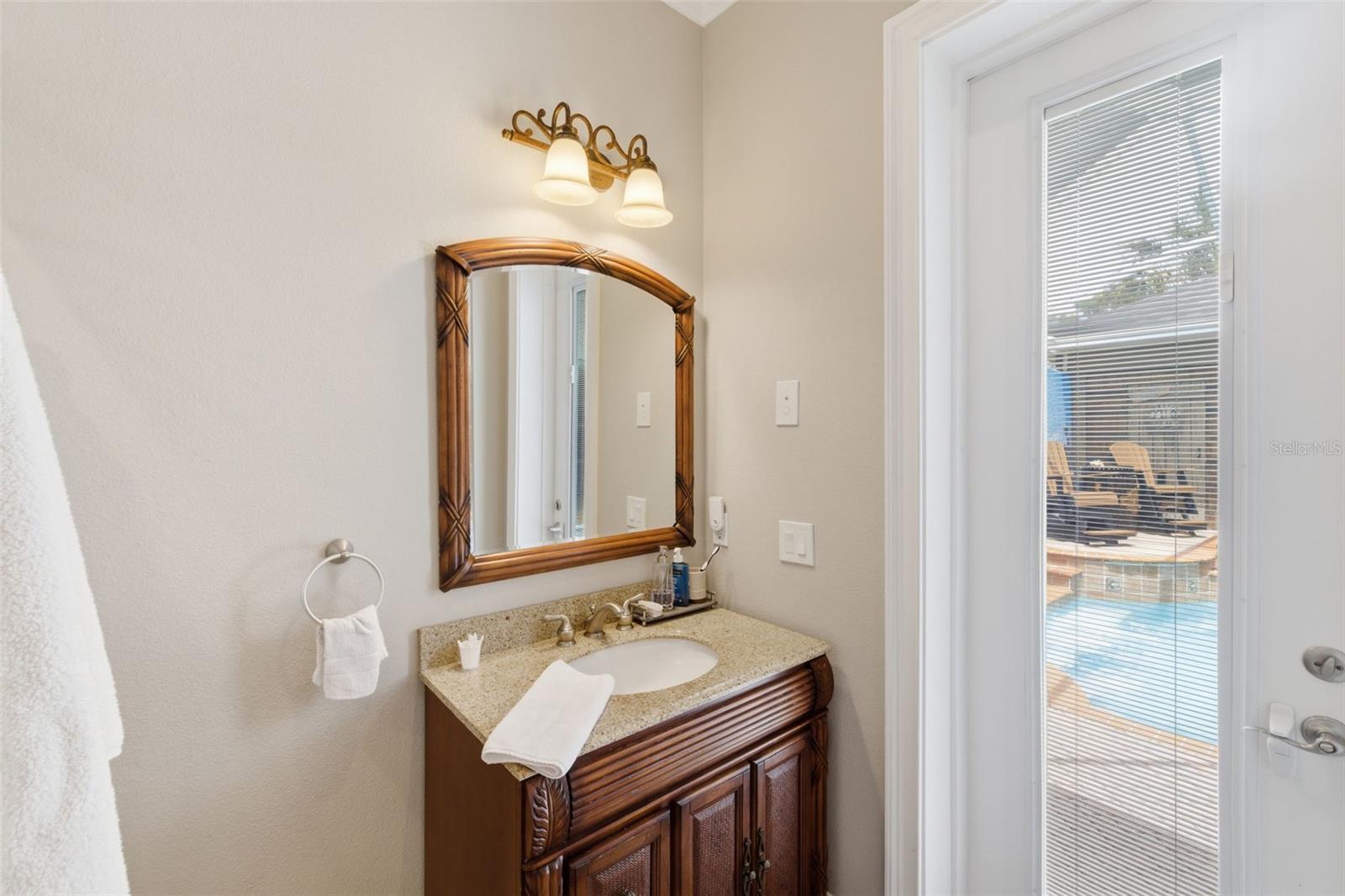 11145 MOUNTAIN MOCKINGBIRD RD, WEEKI WACHEE, FL, 34614