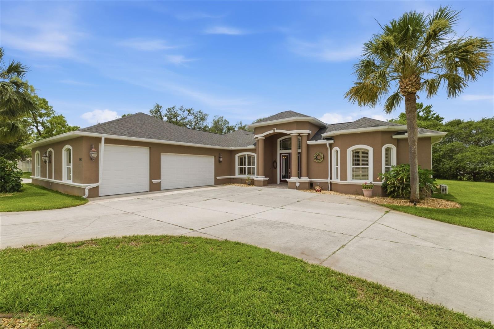 11145 MOUNTAIN MOCKINGBIRD RD, WEEKI WACHEE, FL, 34614