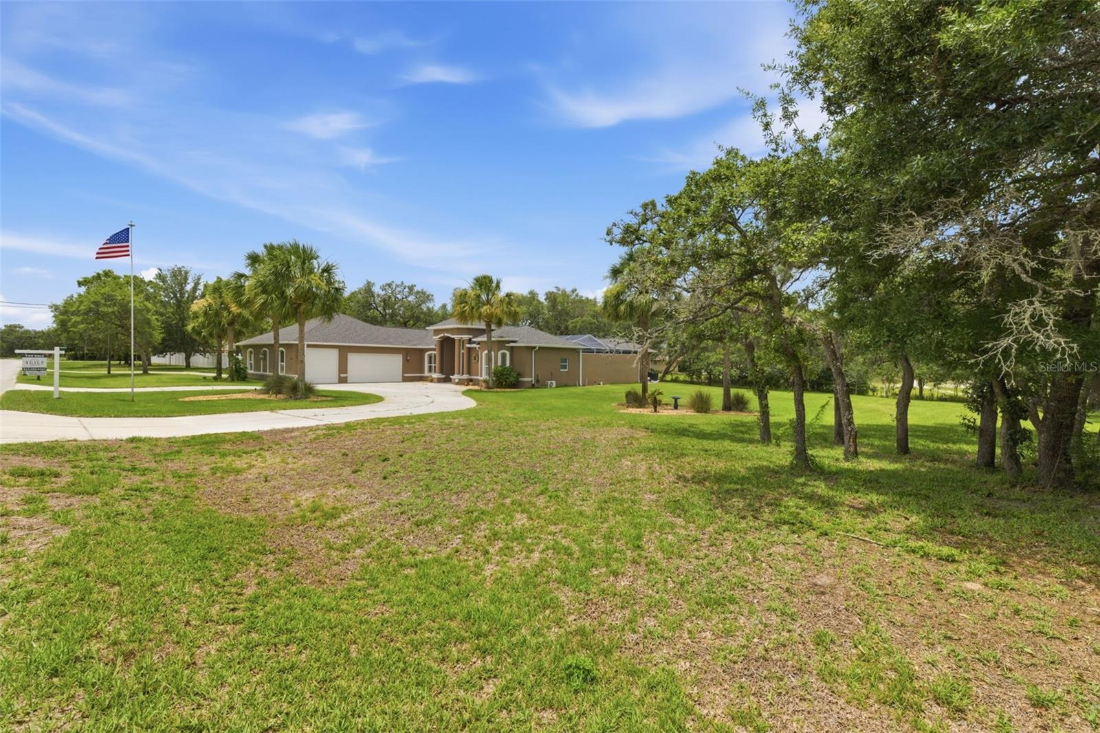 11145 MOUNTAIN MOCKINGBIRD RD, WEEKI WACHEE, FL, 34614