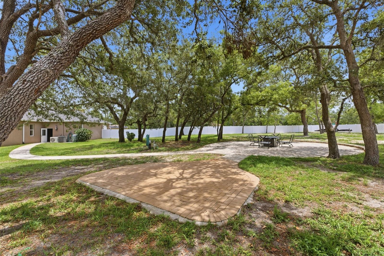 11145 MOUNTAIN MOCKINGBIRD RD, WEEKI WACHEE, FL, 34614