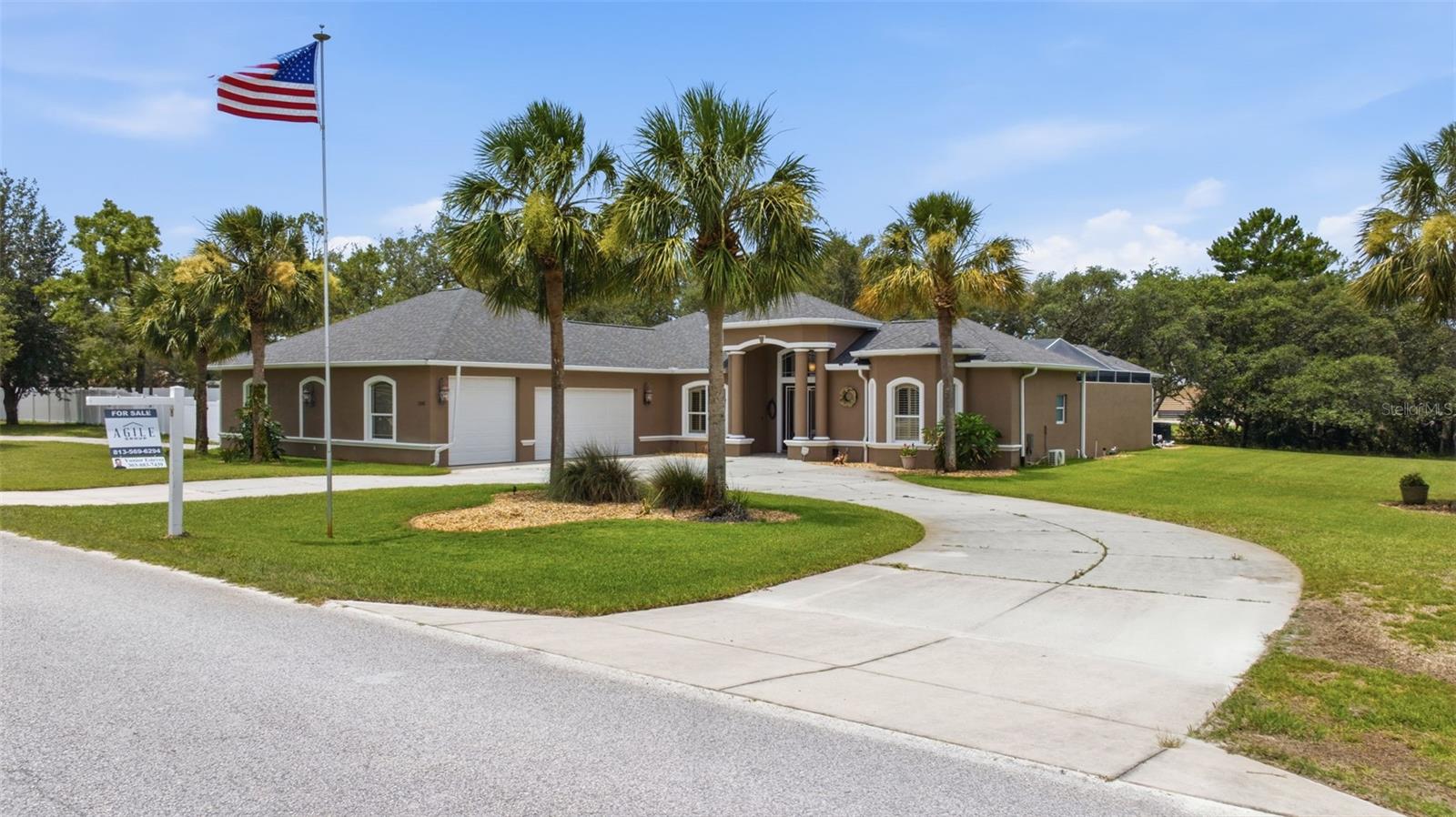 11145 MOUNTAIN MOCKINGBIRD RD, WEEKI WACHEE, FL, 34614