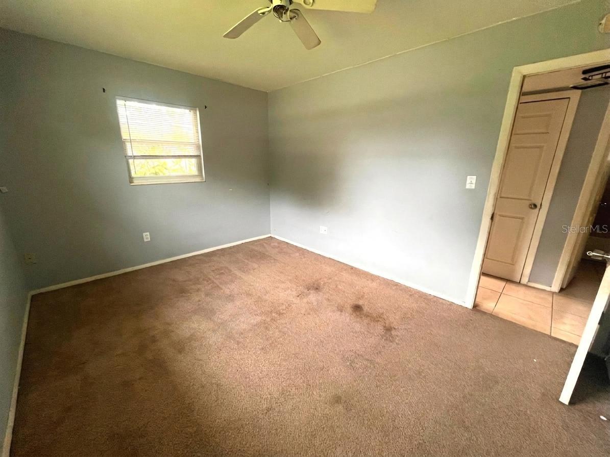 731 LAKESIDE DR, LARGO, FL, 33778
