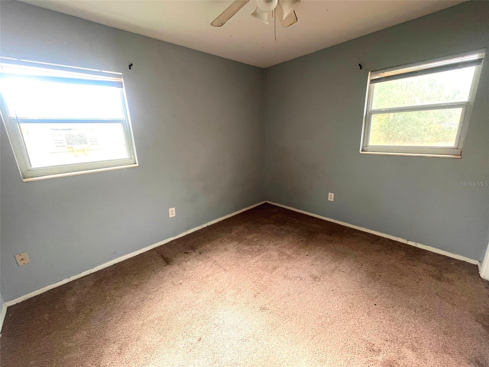731 LAKESIDE DR, LARGO, FL, 33778