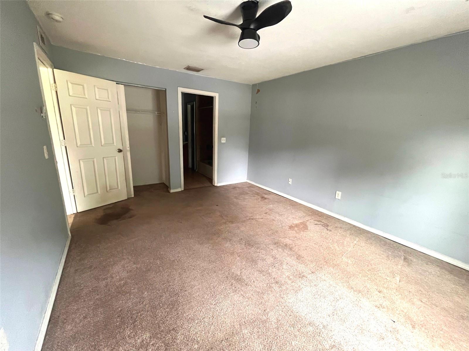 731 LAKESIDE DR, LARGO, FL, 33778