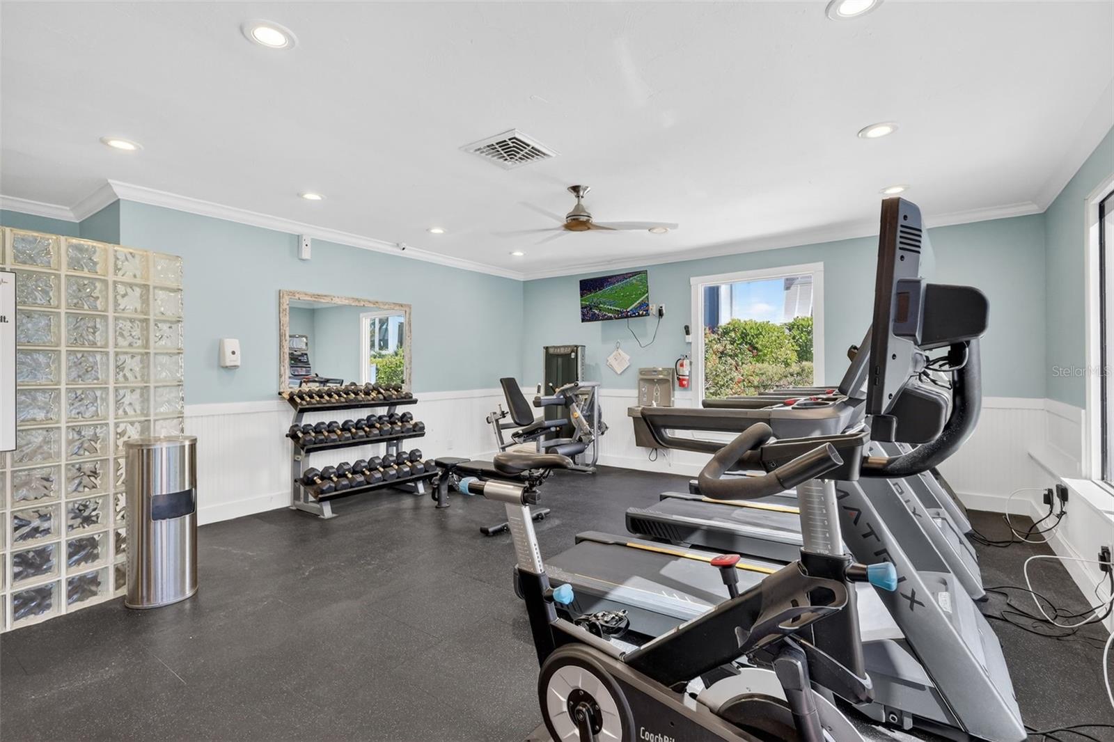 1128 W PEPPERTREE LN #111, SARASOTA, FL, 34242