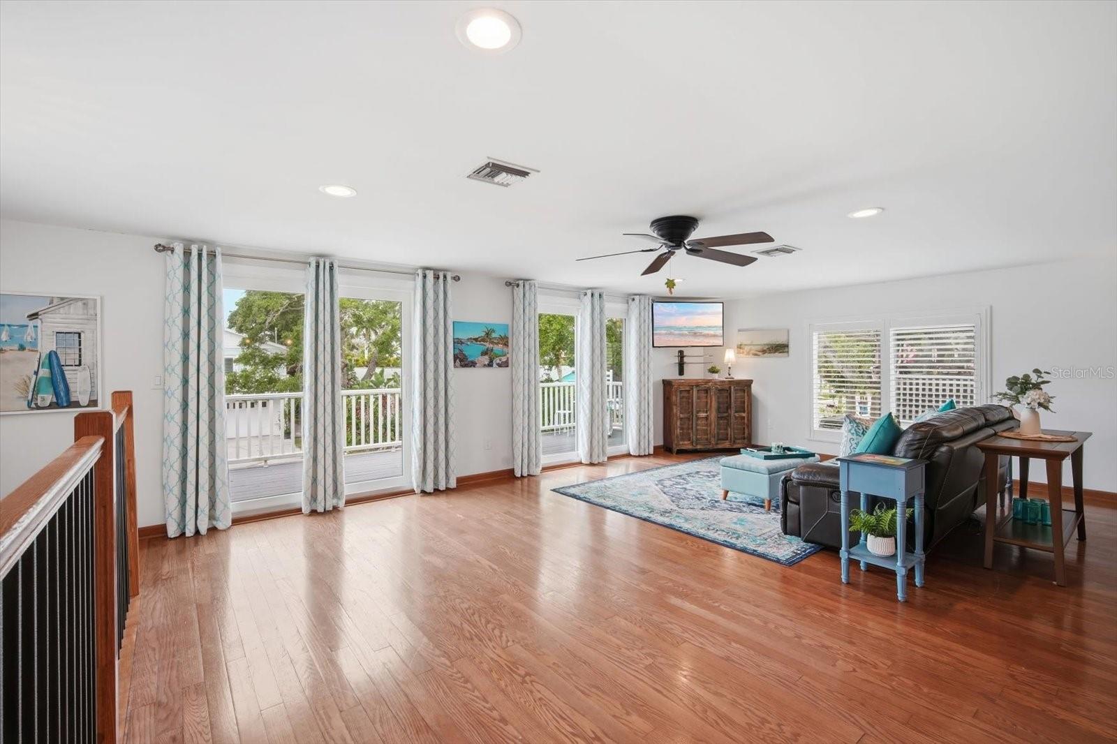 2811 AVENUE C, HOLMES BEACH, FL, 34217
