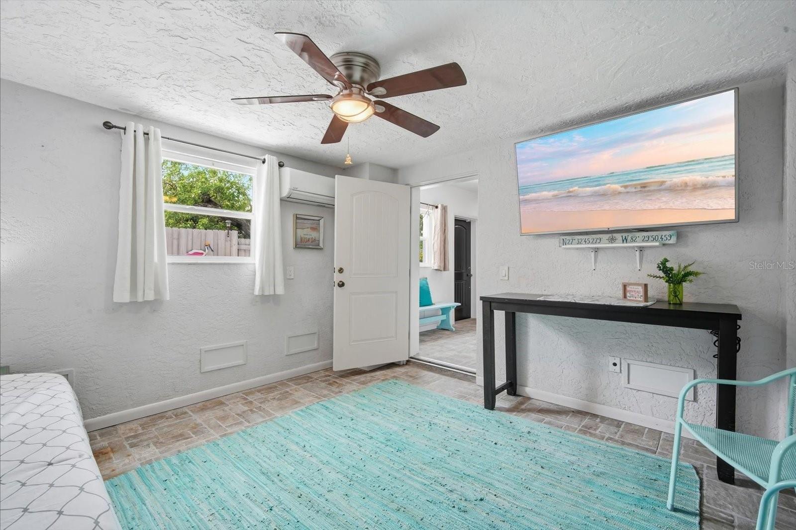 2811 AVENUE C, HOLMES BEACH, FL, 34217