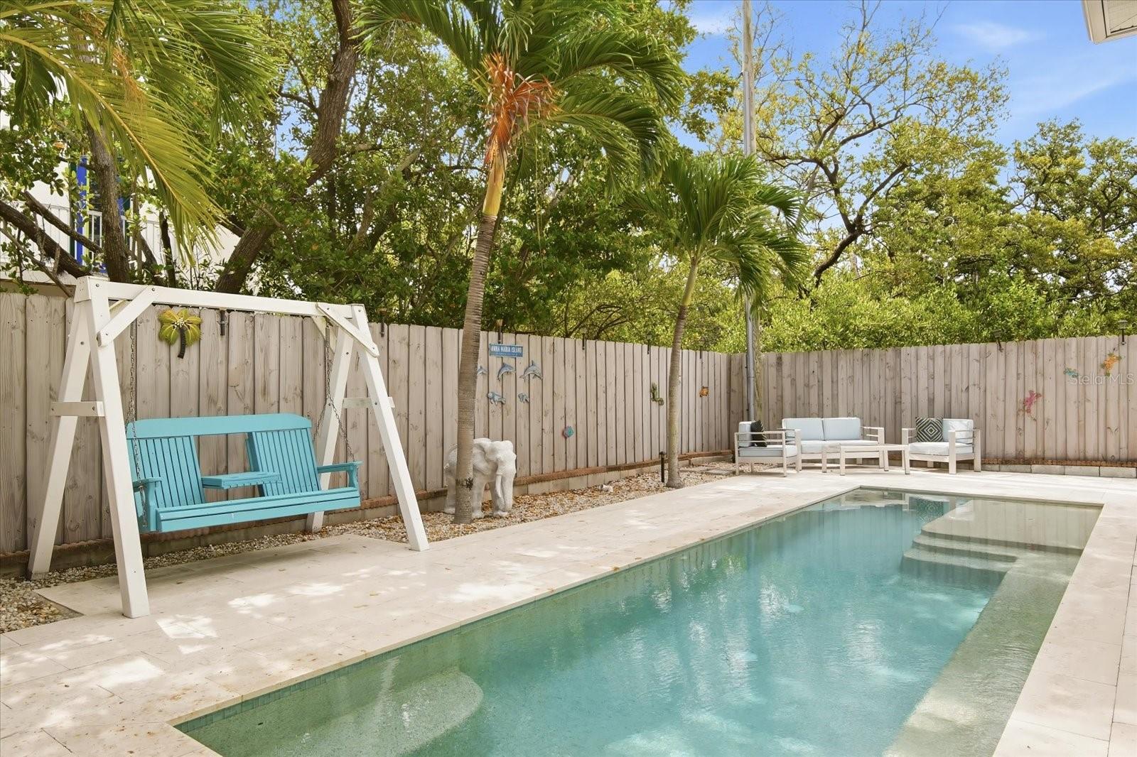 2811 AVENUE C, HOLMES BEACH, FL, 34217