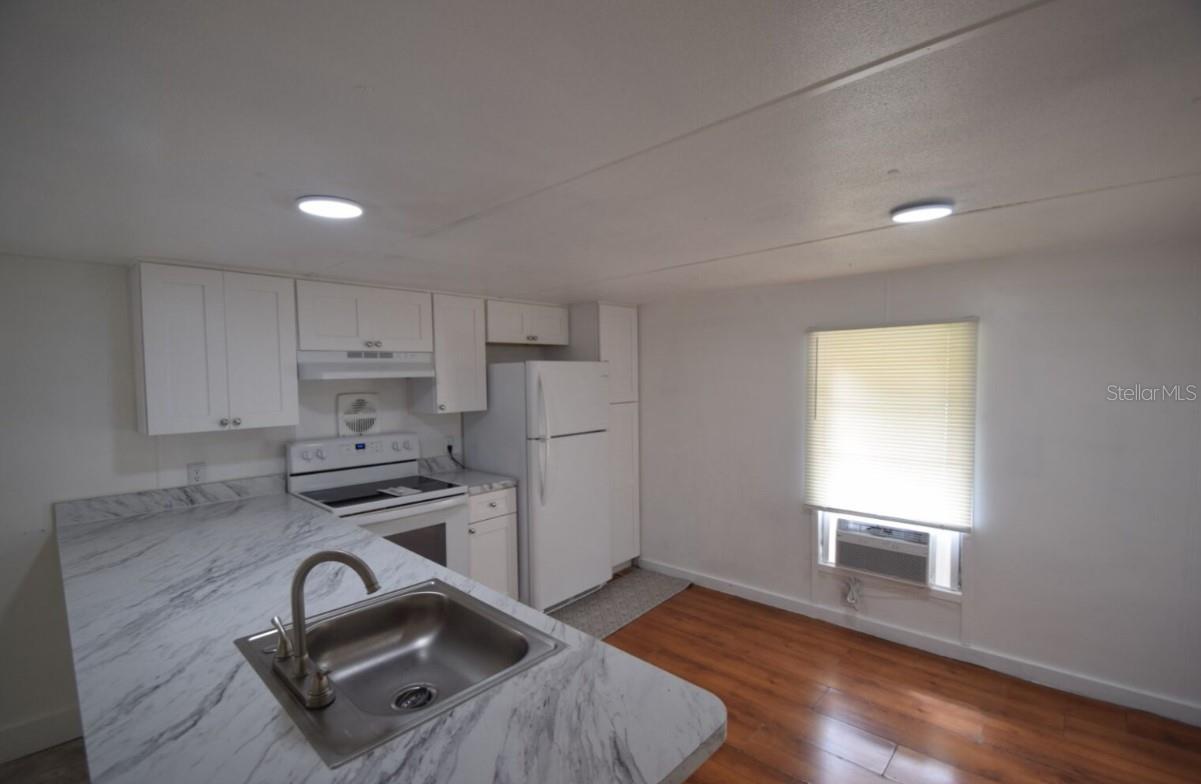 3306 PEACHTREE HILL RD, LAKELAND, FL, 33801