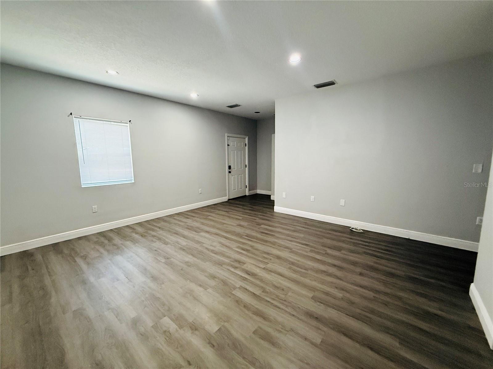 4203 E YUKON ST, TAMPA, FL, 33617