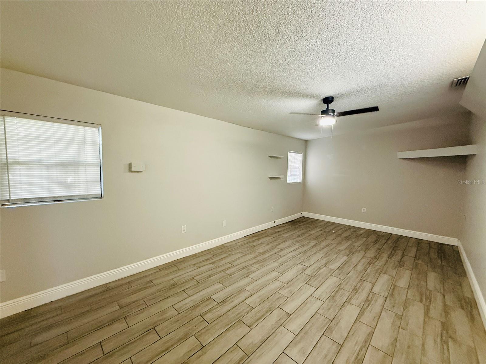 4203 E YUKON ST, TAMPA, FL, 33617