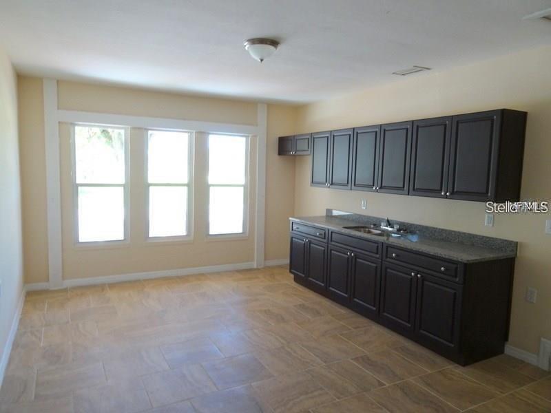 601 BANANA ST, TARPON SPRINGS, FL, 34689