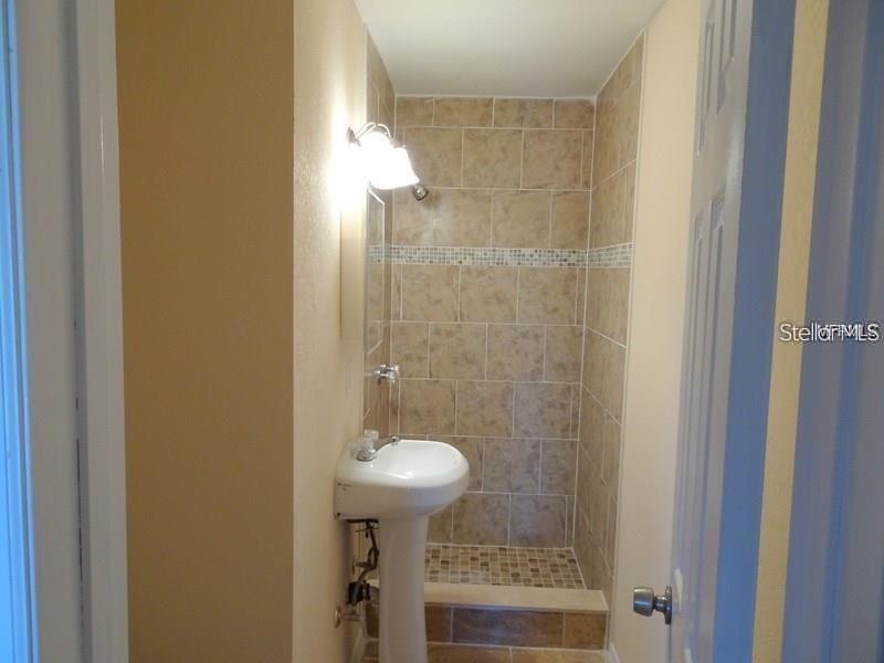601 BANANA ST, TARPON SPRINGS, FL, 34689