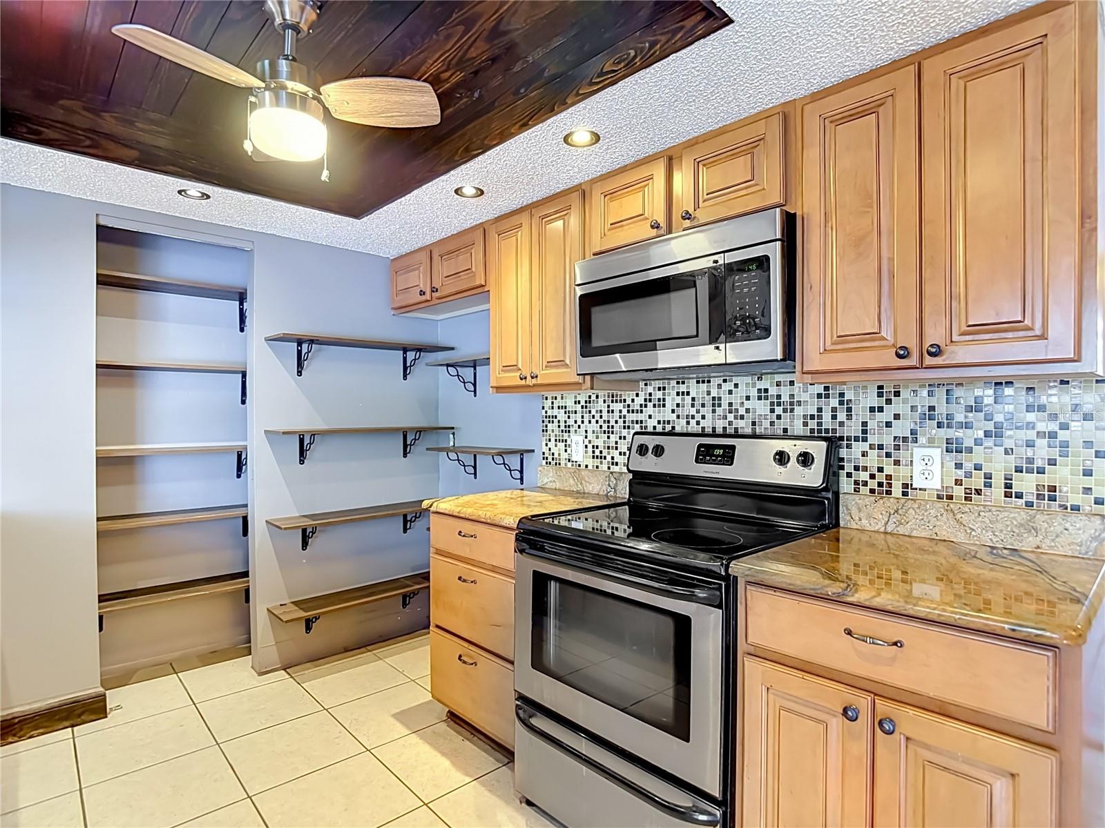 6391 CURTISS LN, SPRING HILL, FL, 34608